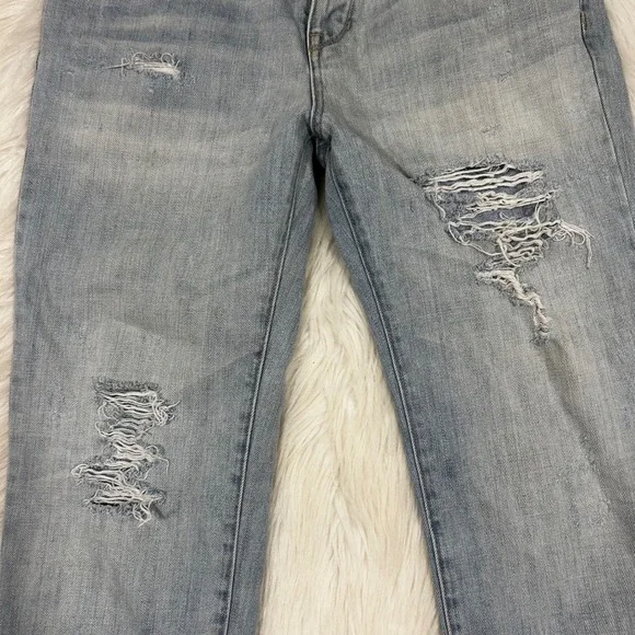 PacSun Boyfriend Jeans Light Wash Distressed Ripped Raw Hem Women's Size 28 - Picture 2 of 10